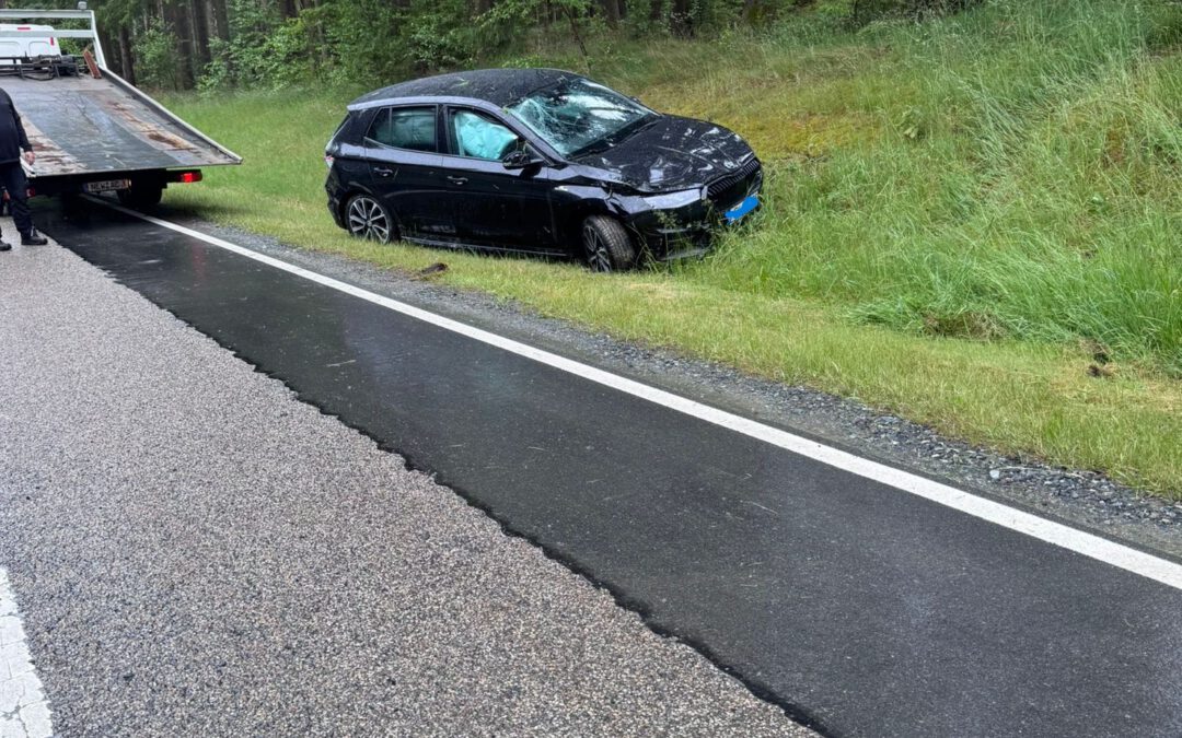 THL 1 Verkehrsunfall mit PKW